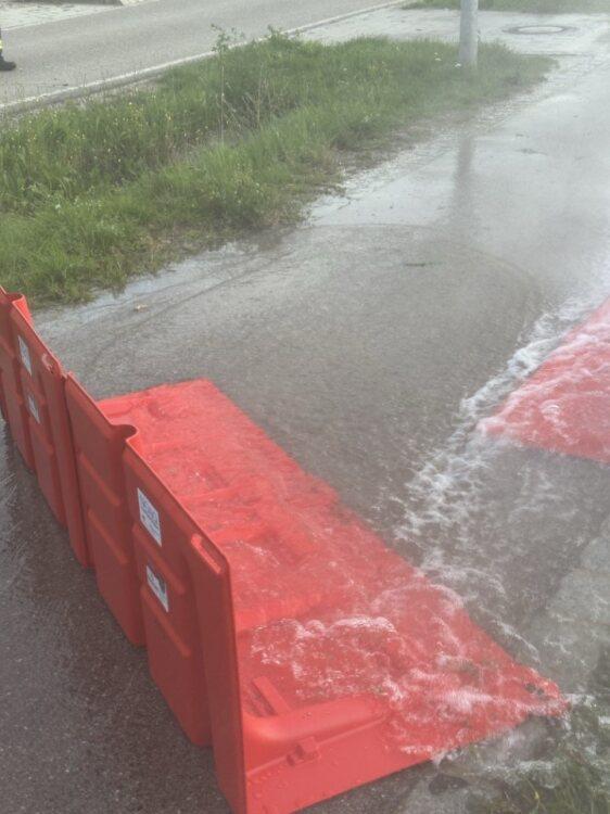 Versuch mit dem neuen Hochwasserschutzsystem