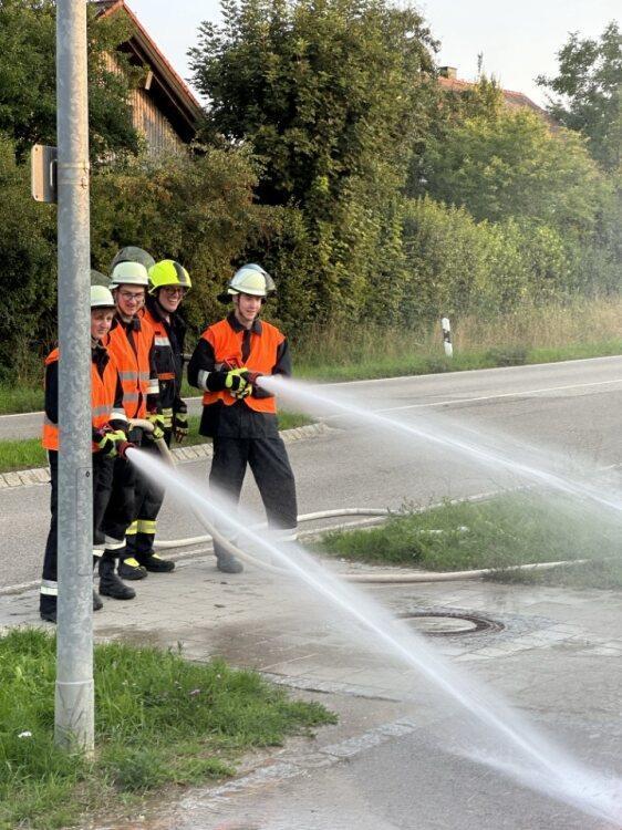 Versuch mit dem neuen Hochwasserschutzsystem